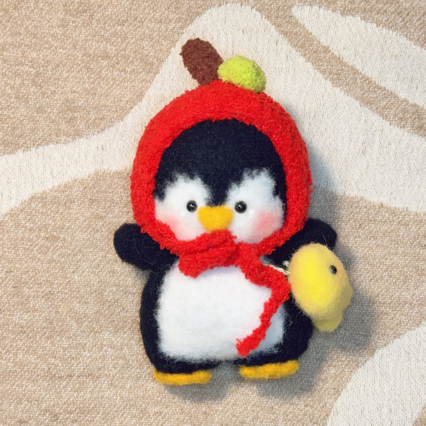 Apple Scarf Penguin