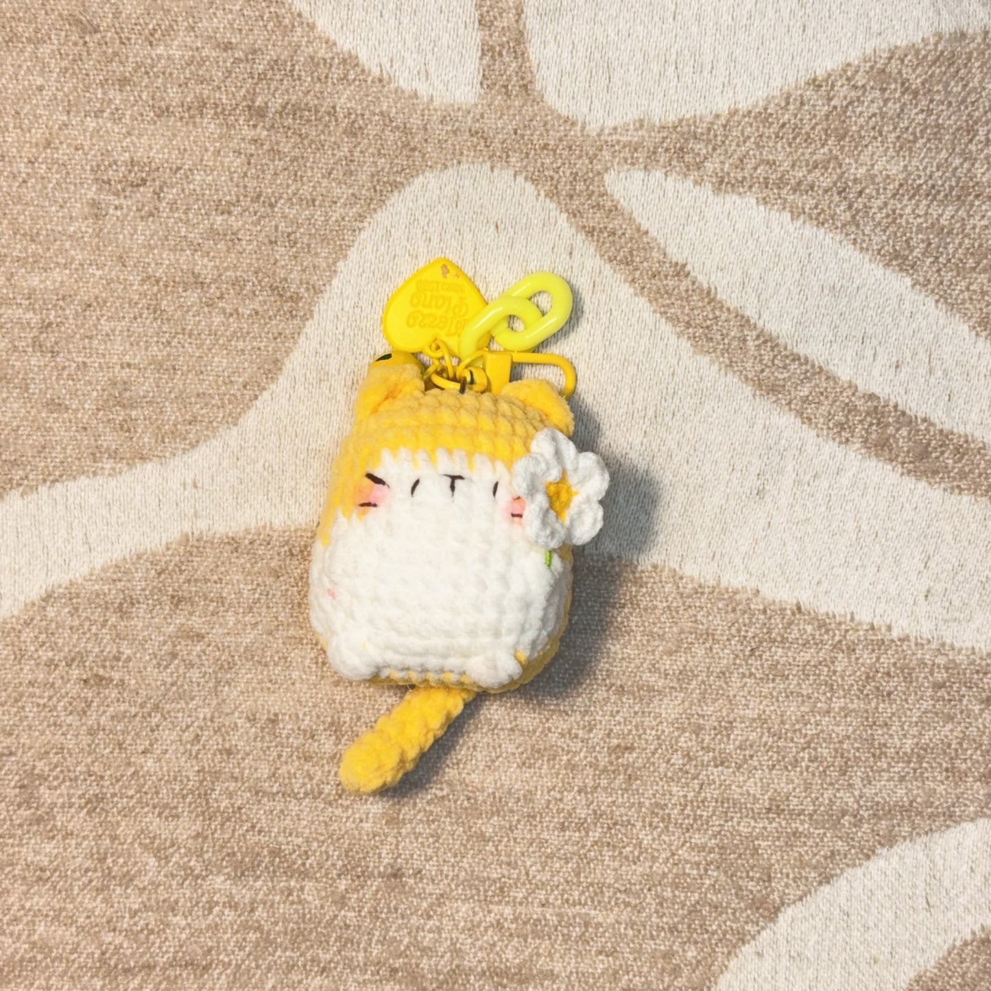 Flower Delivery Cat