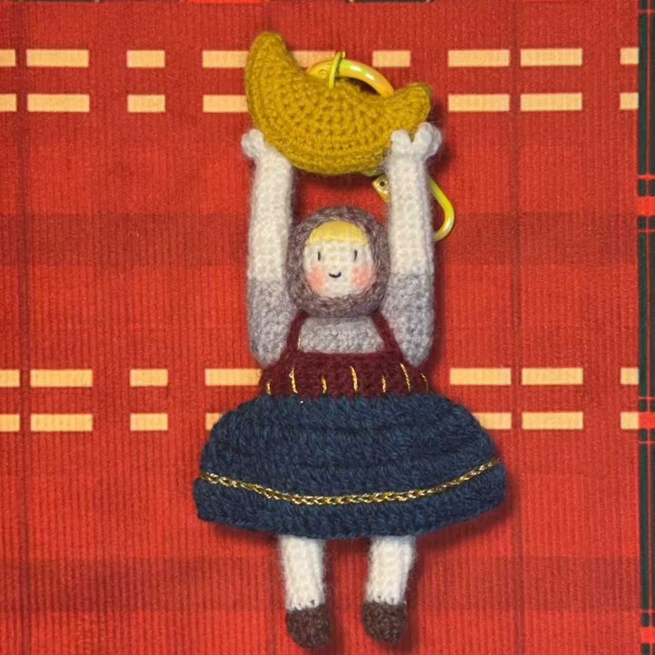 Moon Holder Girl
